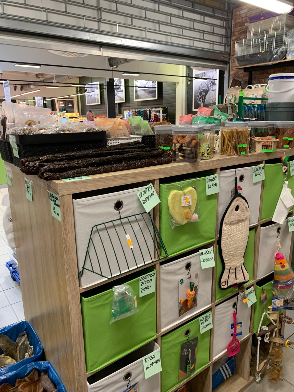 Galerie – prodejna a vybavení